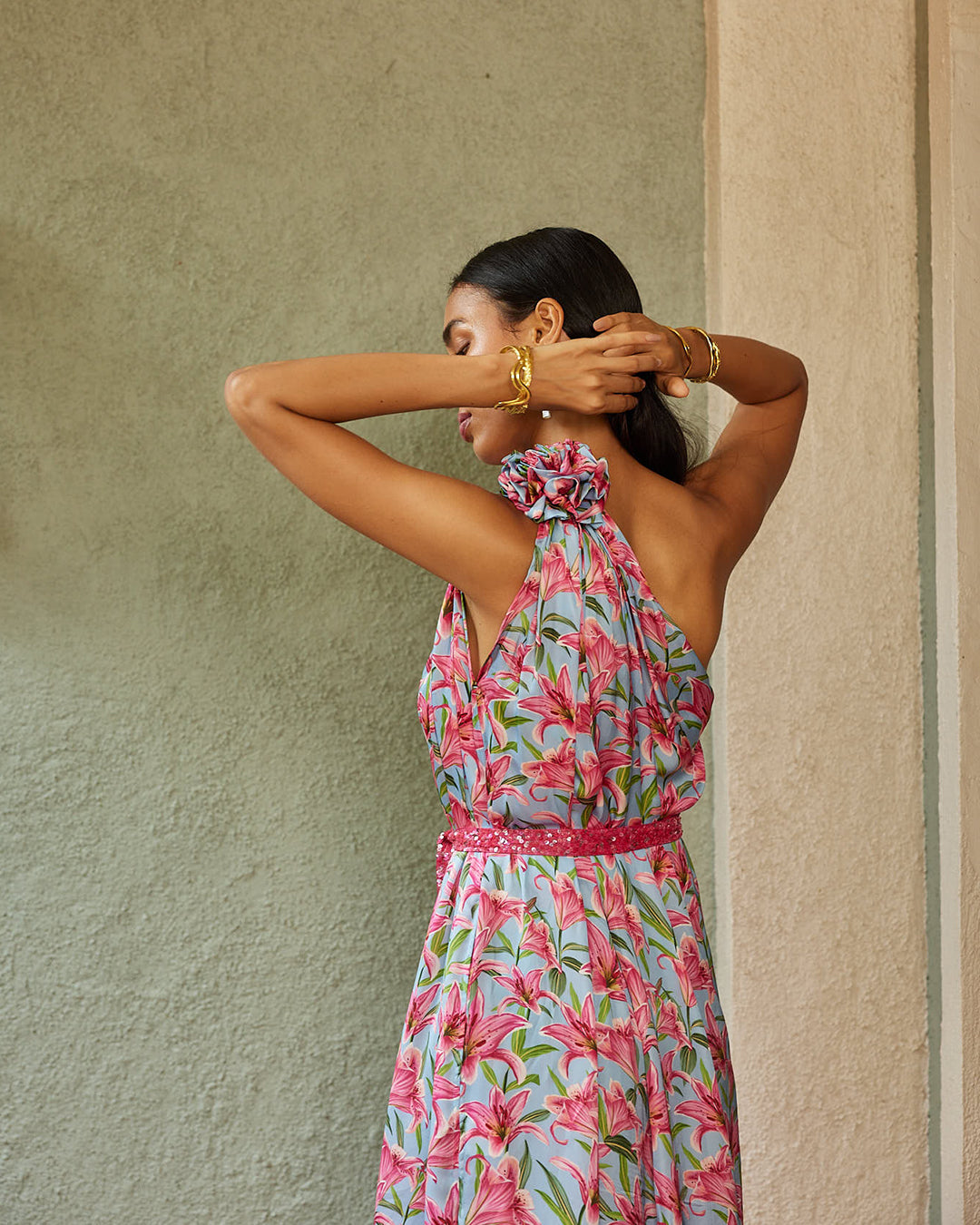 Verandah Satin Toga