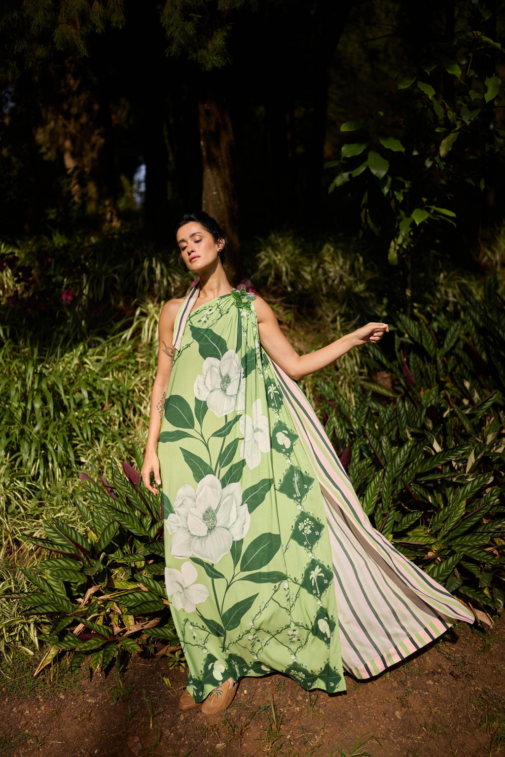 Verandah Crystal Toga Maxi S
